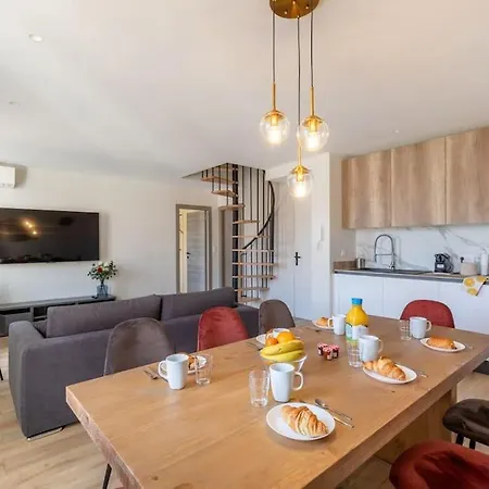 Holiday home Brp Center,top Floor Luxurious House,8 Bed Cannes