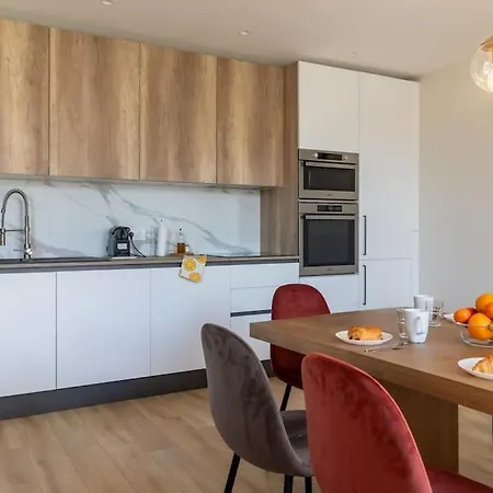 Brp Center,top Floor Luxurious House,8 Bed Holiday home Cannes