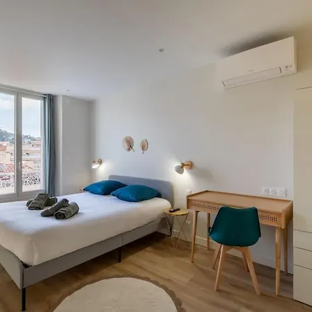 Holiday home Brp Center,top Floor Luxurious House,8 Bed *