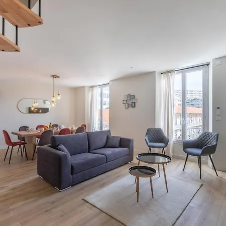 Brp Center,top Floor Luxurious House,8 Bed